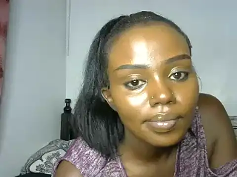 Snapshot of juicyblaqebony chatting on 03/10/25, 07:07 juicyblaqebony online show from 03/10/25, 07:07