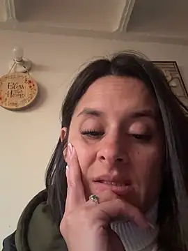 Alice milf  online show from 06/10/26, 11:20
