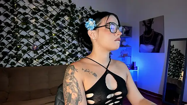 melody cute10 online show from 06/08/26, 01:33