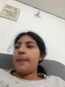 Snapshot of cloe_small chatting on 01/31/25, 03:41 cloe small online show from 01/31/25, 03:41