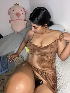 Snapshot of cloe_small chatting on 02/23/25, 11:47 cloe small online show from 02/23/25, 11:47