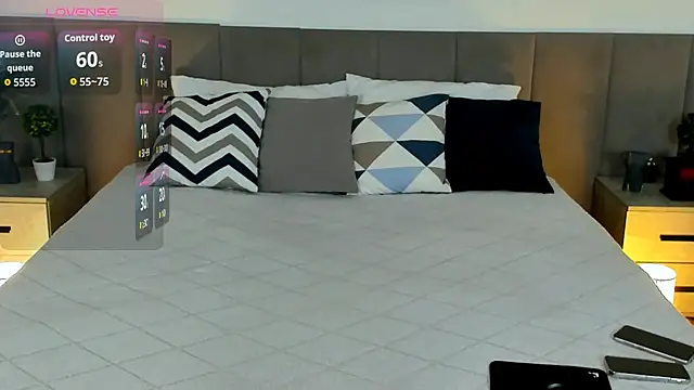 MiaBecky online show from 09/17/25, 05:20