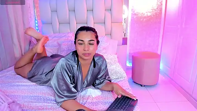 AlexandraaMillerr online show from 02/26/25, 08:22