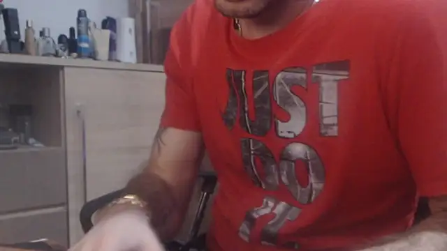 uncutguy01 online show from 12/07/24, 01:40