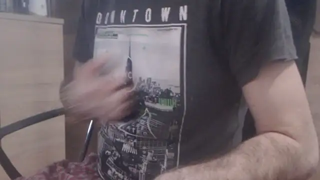 uncutguy01 online show from 01/04/25, 03:39