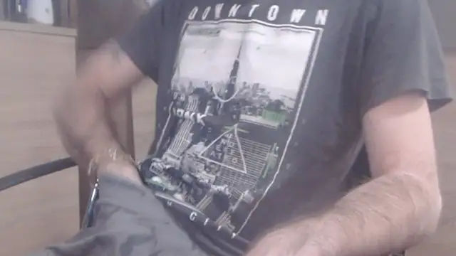 uncutguy01 online show from 01/05/25, 01:04