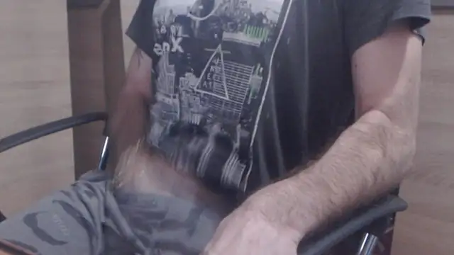 uncutguy01 online show from 01/05/25, 07:17