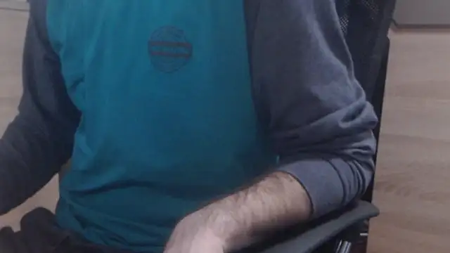 uncutguy01 online show from 01/12/25, 07:10