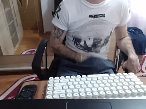 uncutguy01 online show from 03/08/25, 02:51