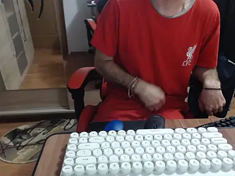 uncutguy01 online show from 09/27/25, 05:01