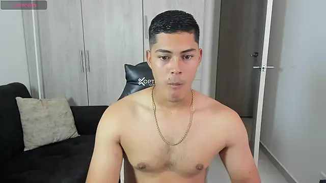 Snapshot of Iamdylan777 chatting on 10/02/25, 06:15 Iamdylan777 online show from 10/02/25, 06:15