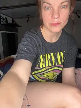 wildefaye online show from 12/15/25, 10:03