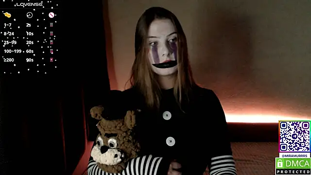 Snapshot of MurrrWorren chatting on 10/31/25, 06:42 MurrrWorren online show from 10/31/25, 06:42