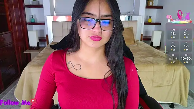 scarlleth  online show from 09/26/25, 12:09