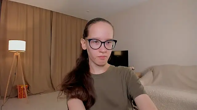 BettyBrowni online show from 10/08/25, 04:04