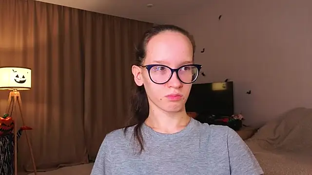 BettyBrowni online show from 11/14/25, 04:06