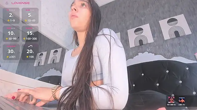 Paola  23 online show from 07/28/26, 01:21