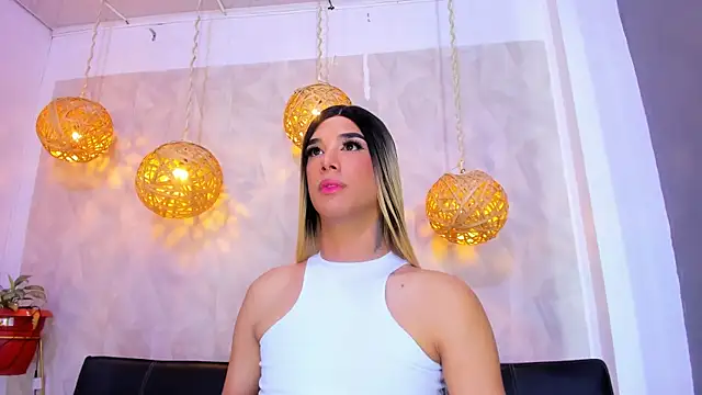 victoria aleia  online show from 12/28/24, 11:16