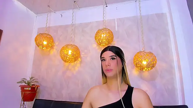 victoria aleia  online show from 01/04/25, 07:02