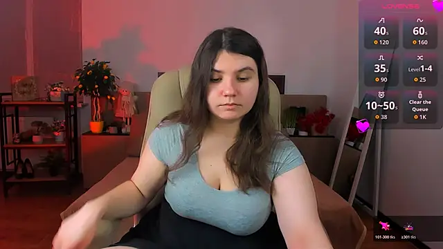 Snapshot of Viola__Shy chatting on 02/19/26, 09:11 Viola Shy online show from 02/19/26, 09:11