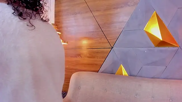 Snapshot of sarah_banks1 chatting on 01/06/25, 07:13 sarah banks1 online show from 01/06/25, 07:13