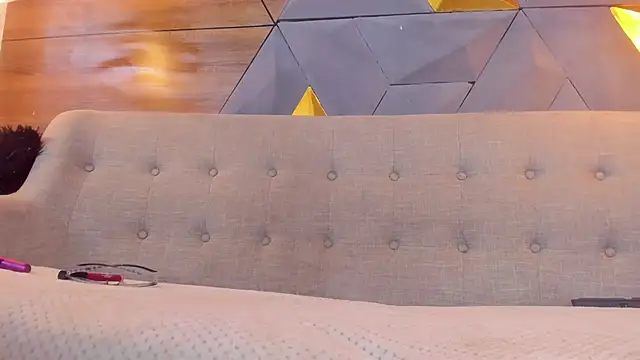 Snapshot of sarah_banks1 chatting on 01/17/25, 07:05 sarah banks1 online show from 01/17/25, 07:05