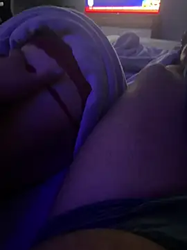 Snapshot of MateoKimiBi chatting on 03/01/25, 10:42 MateoKimiBi online show from 03/01/25, 10:42