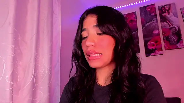 Alissarhys26 online show from 03/12/25, 01:14