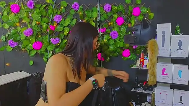 Sweett Mollyy online show from 06/30/26, 05:47