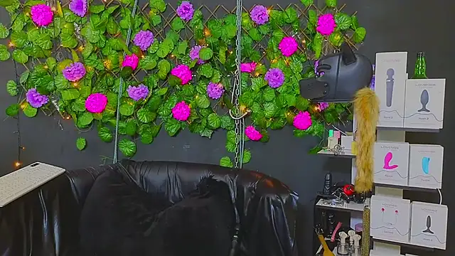 Sweett Mollyy online show from 07/07/26, 04:22