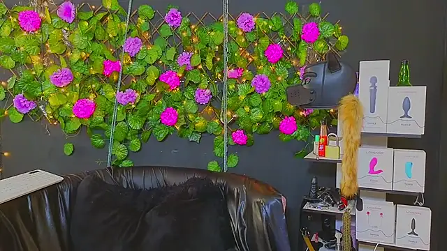 Sweett Mollyy online show from 07/16/26, 10:27