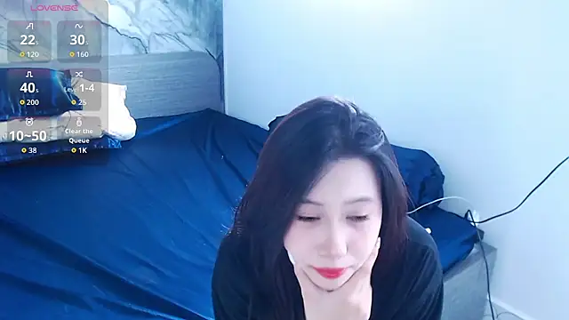 Snapshot of Lin_SiYee chatting on 10/28/25, 04:27 Lin SiYee online show from 10/28/25, 04:27