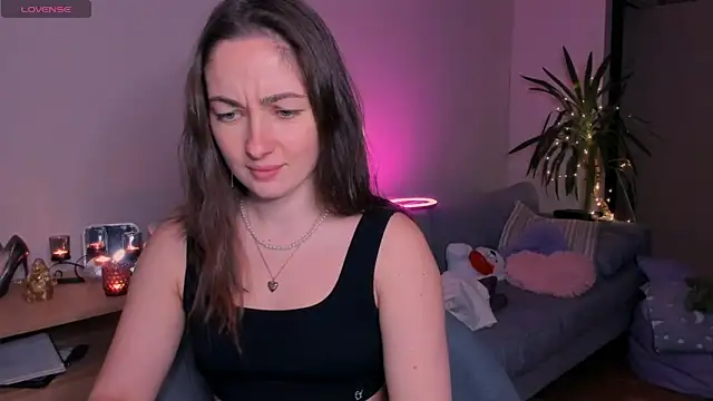 cClandesTina online show from 12/08/24, 10:36