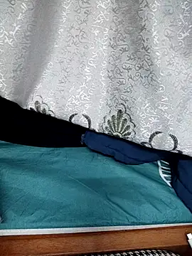 Haralushiaaa online show from 11/24/25, 08:08