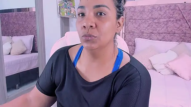  Lakshmi hotx online show from 02/10/25, 11:57