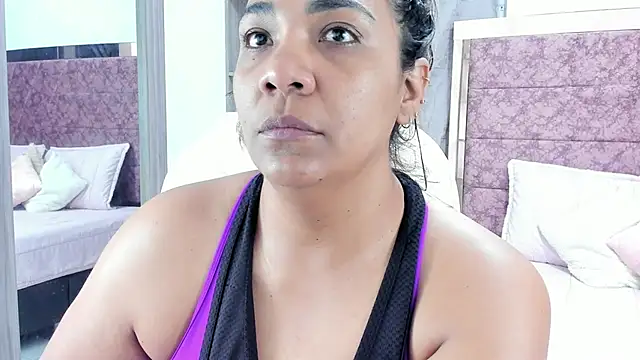  Lakshmi hotx online show from 02/21/25, 11:33