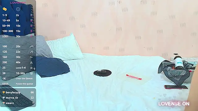 littleebluee online show from 12/14/24, 08:29