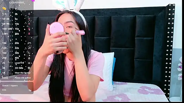 littleebluee online show from 09/13/25, 07:46