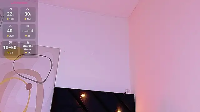 littleebluee online show from 07/12/26, 08:00