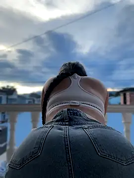 Snapshot of Pretty_Isadora chatting on 09/21/25, 09:49 Pretty Isadora online show from 09/21/25, 09:49