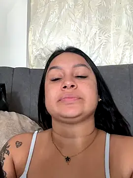 Snapshot of Pretty_Isadora chatting on 11/10/25, 09:03 Pretty Isadora online show from 11/10/25, 09:03