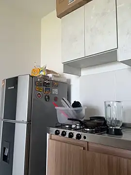 Snapshot of Pretty_Isadora chatting on 12/14/25, 12:54 Pretty Isadora online show from 12/14/25, 12:54