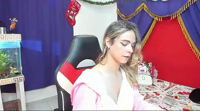 isabella lunats online show from 01/03/25, 01:16