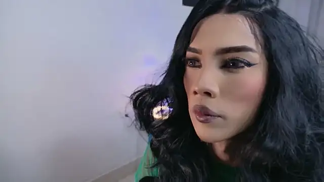 Snapshot of Stefhania_susej chatting on 11/12/25, 04:13 Stefhania susej online show from 11/12/25, 04:13