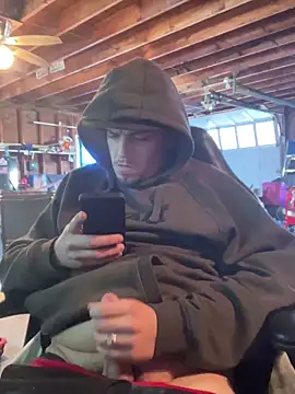 Snapshot of joeycbigcock chatting on 12/18/24, 04:06 joeycbigcock online show from 12/18/24, 04:06