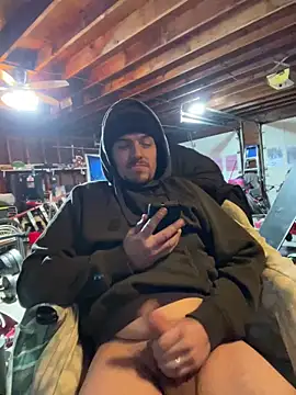 Snapshot of joeycbigcock chatting on 12/24/24, 09:22 joeycbigcock online show from 12/24/24, 09:22