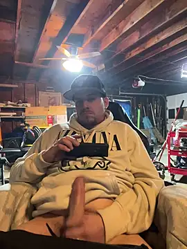 Snapshot of joeycbigcock chatting on 12/29/24, 12:20 joeycbigcock online show from 12/29/24, 12:20