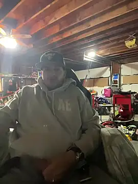 Snapshot of joeycbigcock chatting on 12/29/24, 03:03 joeycbigcock online show from 12/29/24, 03:03