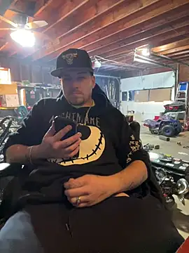 Snapshot of joeycbigcock chatting on 01/03/25, 06:57 joeycbigcock online show from 01/03/25, 06:57