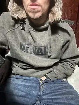 Snapshot of joeycbigcock chatting on 01/20/25, 10:48 joeycbigcock online show from 01/20/25, 10:48